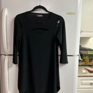 Sympli Black Tunic Top. Size 6 3/4 Sleeve. Cut out neckline and sleeve